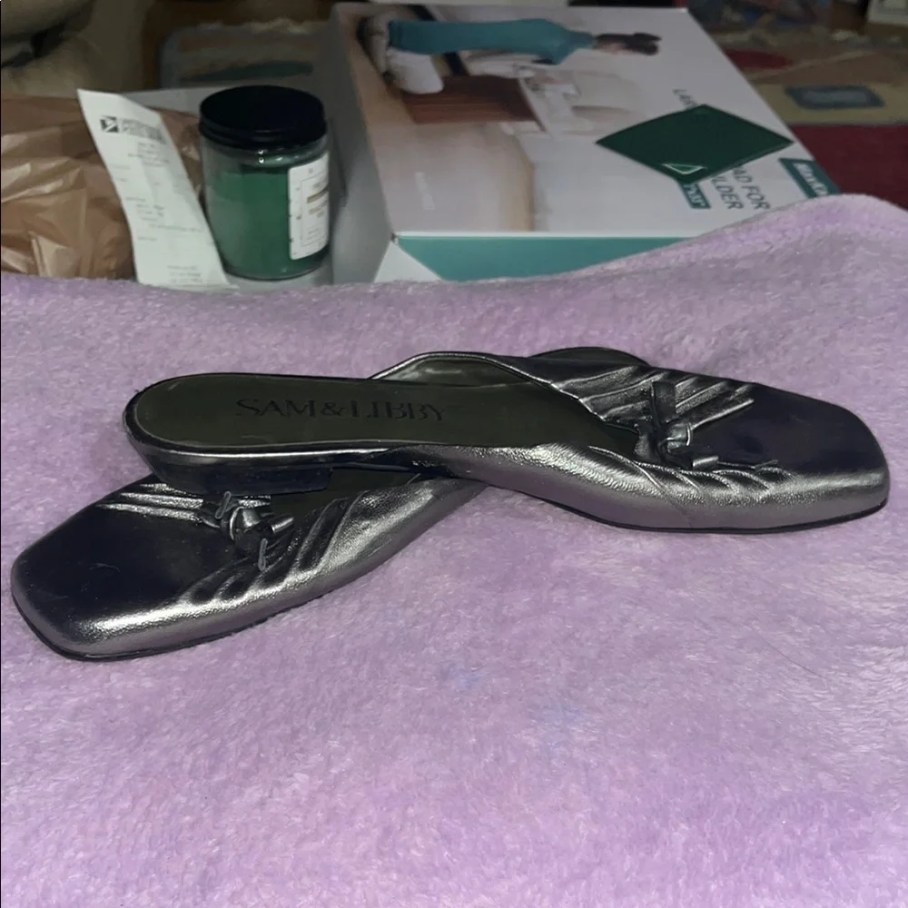 Sam & Libby Silver Mules - Picture 6 of 7